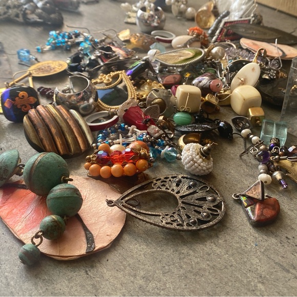 Colorful Assorted Jewelry Collection - Picture 4 of 5
